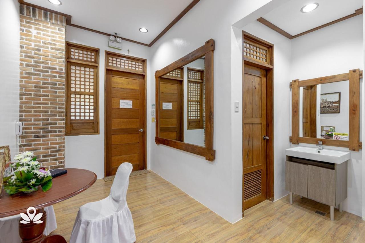 Zen Rooms Casa Lorenzo לגאזפי מראה חיצוני תמונה